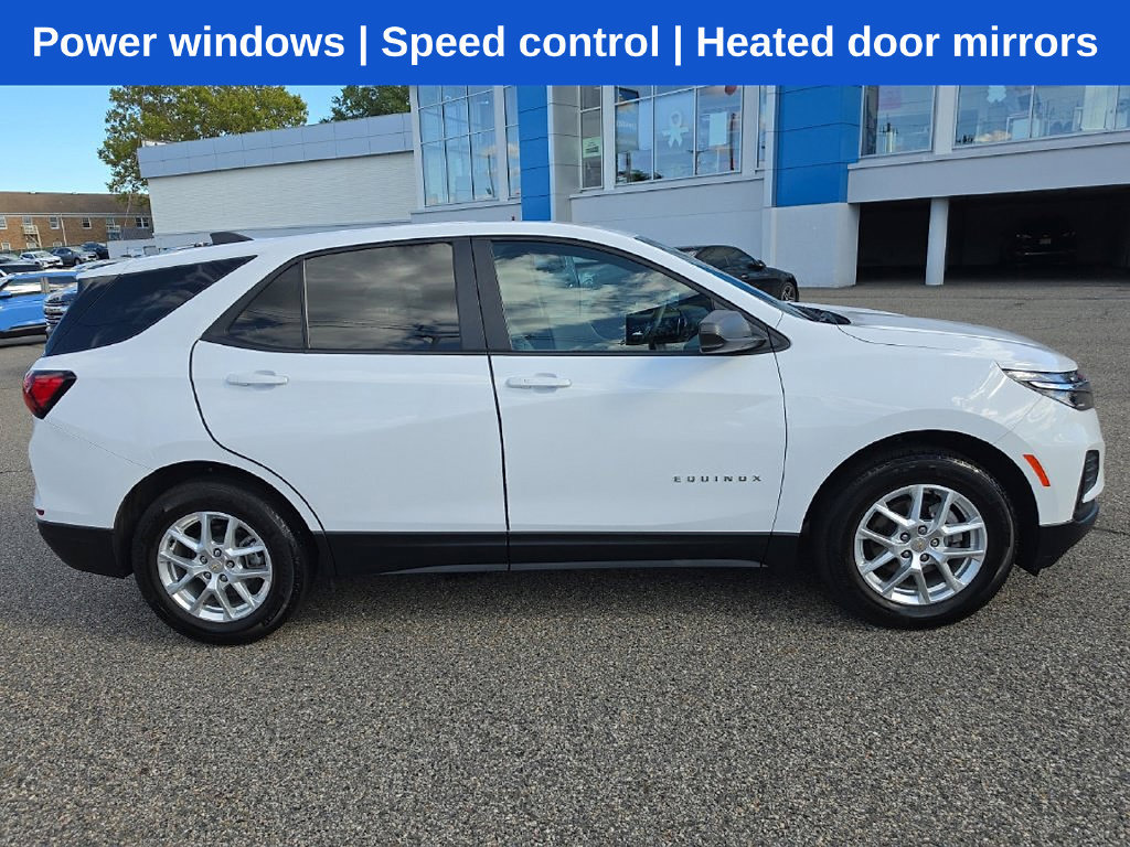 Used 2024 Chevrolet Equinox LS with VIN 3GNAXHEG8RL164530 for sale in Clifton, NJ