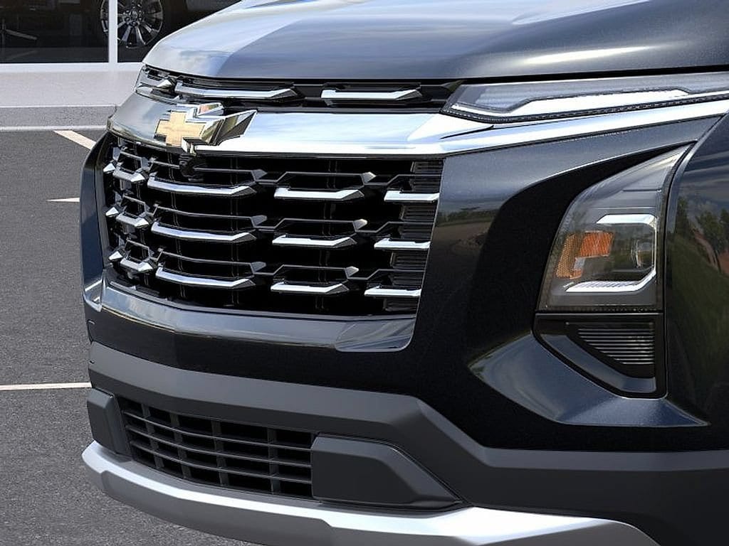 2027 Chevrolet Equinox LT - Photo 13