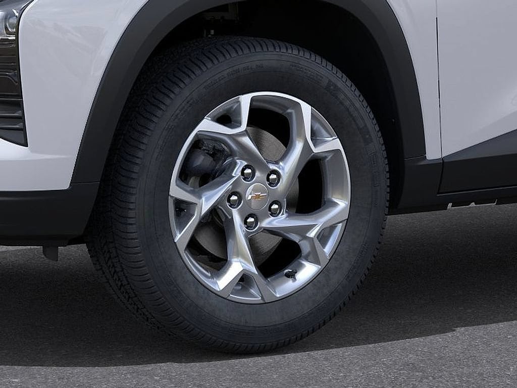2026 Chevrolet Trax LS - Photo 9