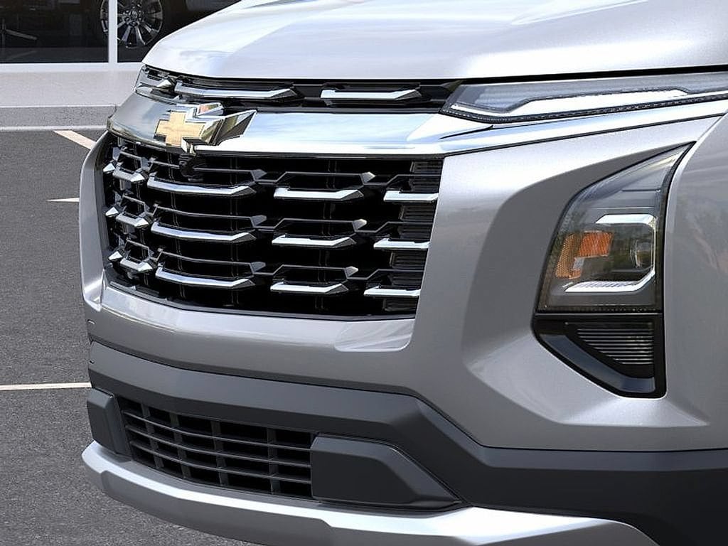 2027 Chevrolet Equinox LT - Photo 13