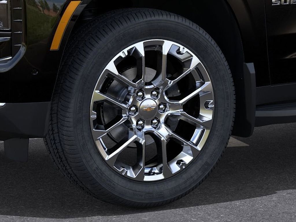 2026 Chevrolet Suburban LT - Photo 9