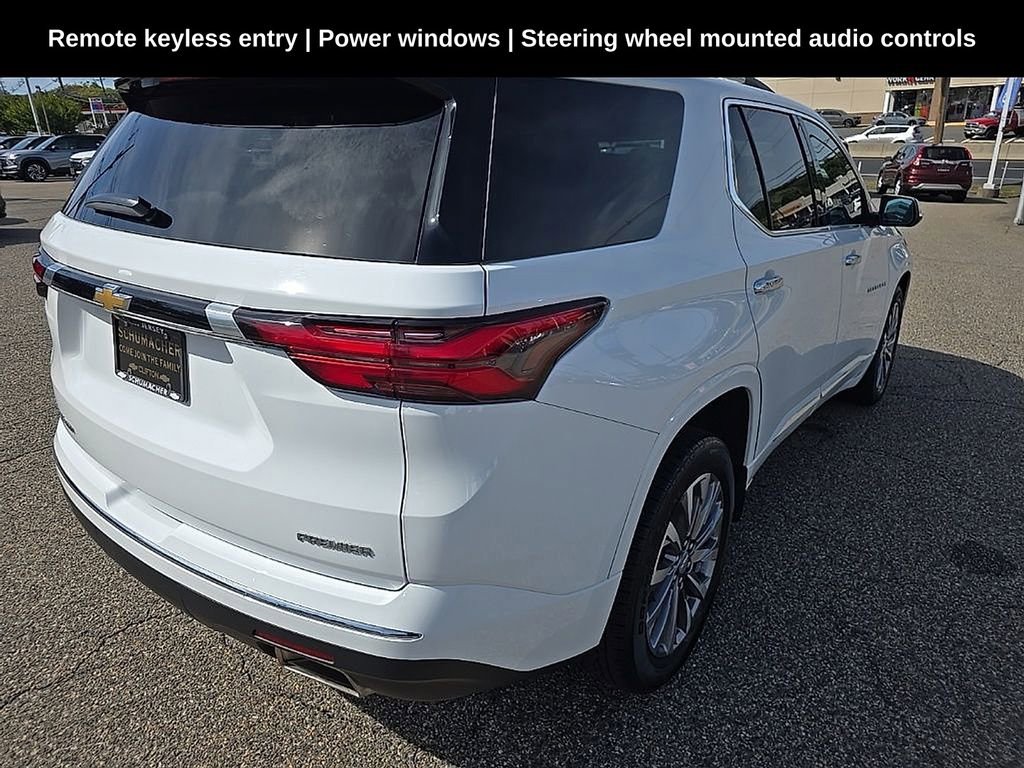 2023 Chevrolet Traverse Premier photo 3