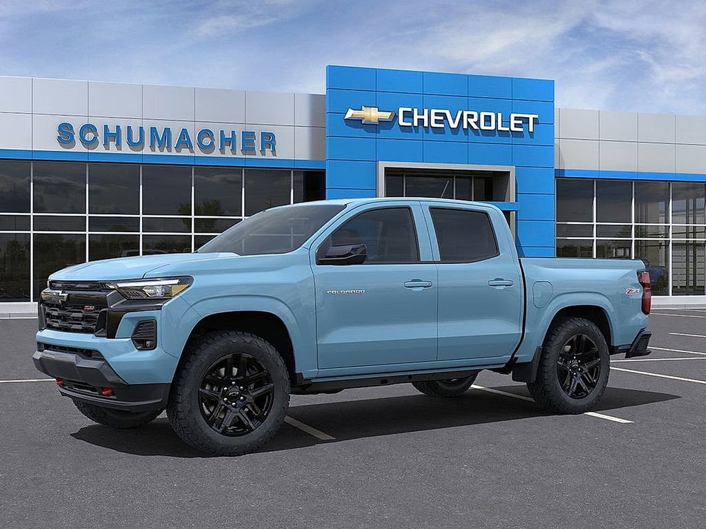 2025 Chevrolet Colorado Z71 photo 2