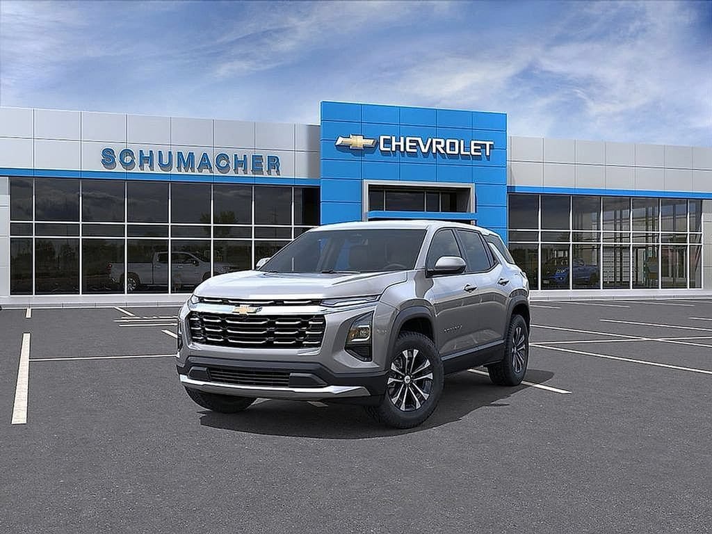 2027 Chevrolet Equinox LT - Photo 8