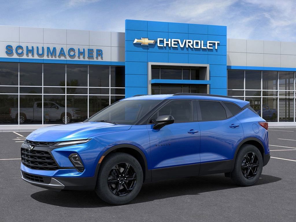 2025 Chevrolet Blazer 2LT photo 2