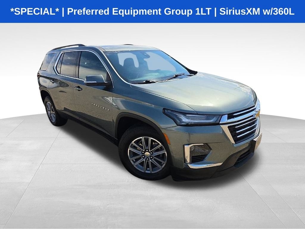 Used 2022 Chevrolet Traverse LT Cloth SUV