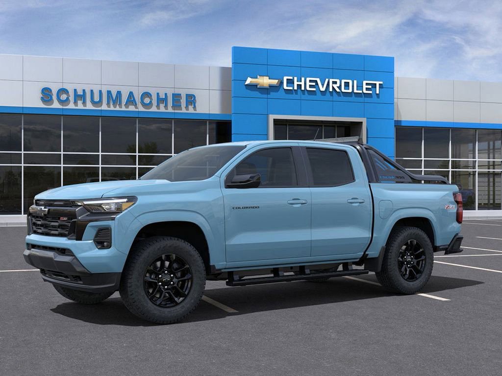 2025 Chevrolet Colorado Z71 photo 2
