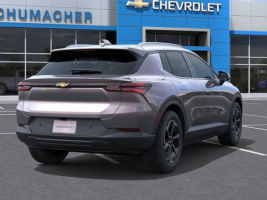 2026 Chevrolet Equinox LT photo 4
