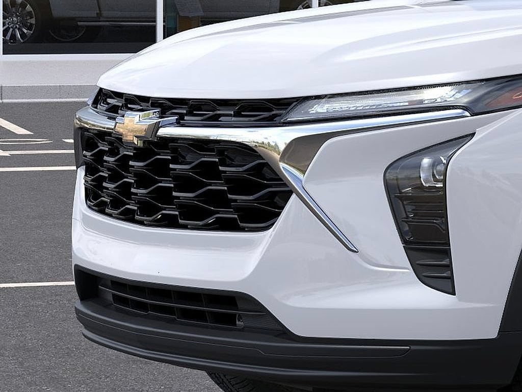 2026 Chevrolet Trax LS - Photo 13