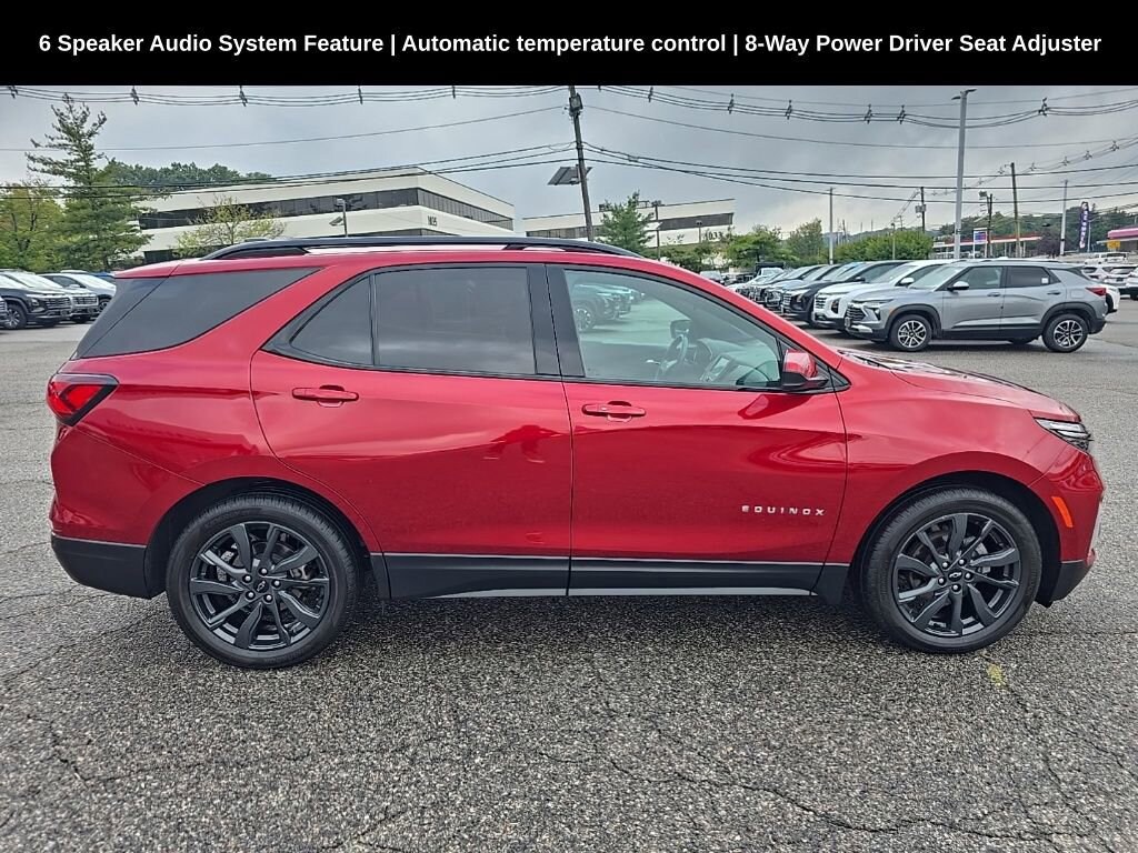 2022 Chevrolet Equinox RS photo 2