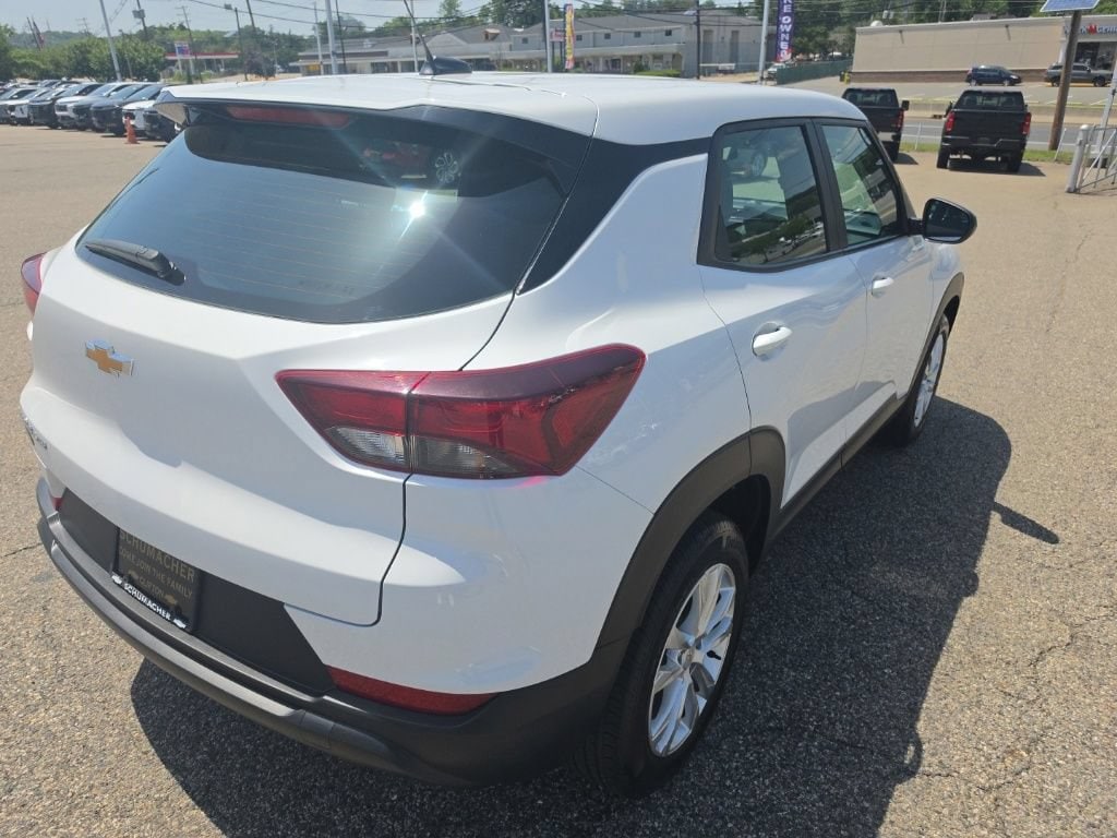 Used 2023 Chevrolet Trailblazer LS SUV