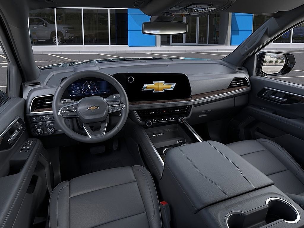 2026 Chevrolet Suburban LT - Photo 15