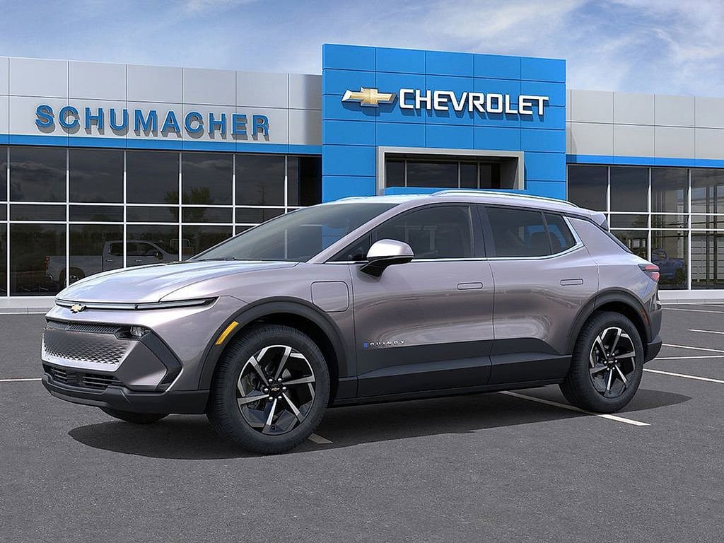 2026 Chevrolet Equinox LT photo 2