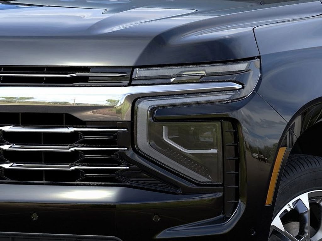 2026 Chevrolet Suburban LT - Photo 10