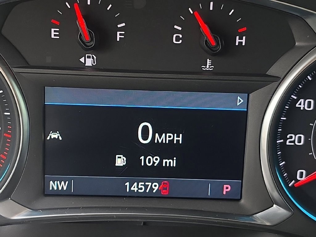 2023 Chevrolet Traverse 3LT - Photo 12