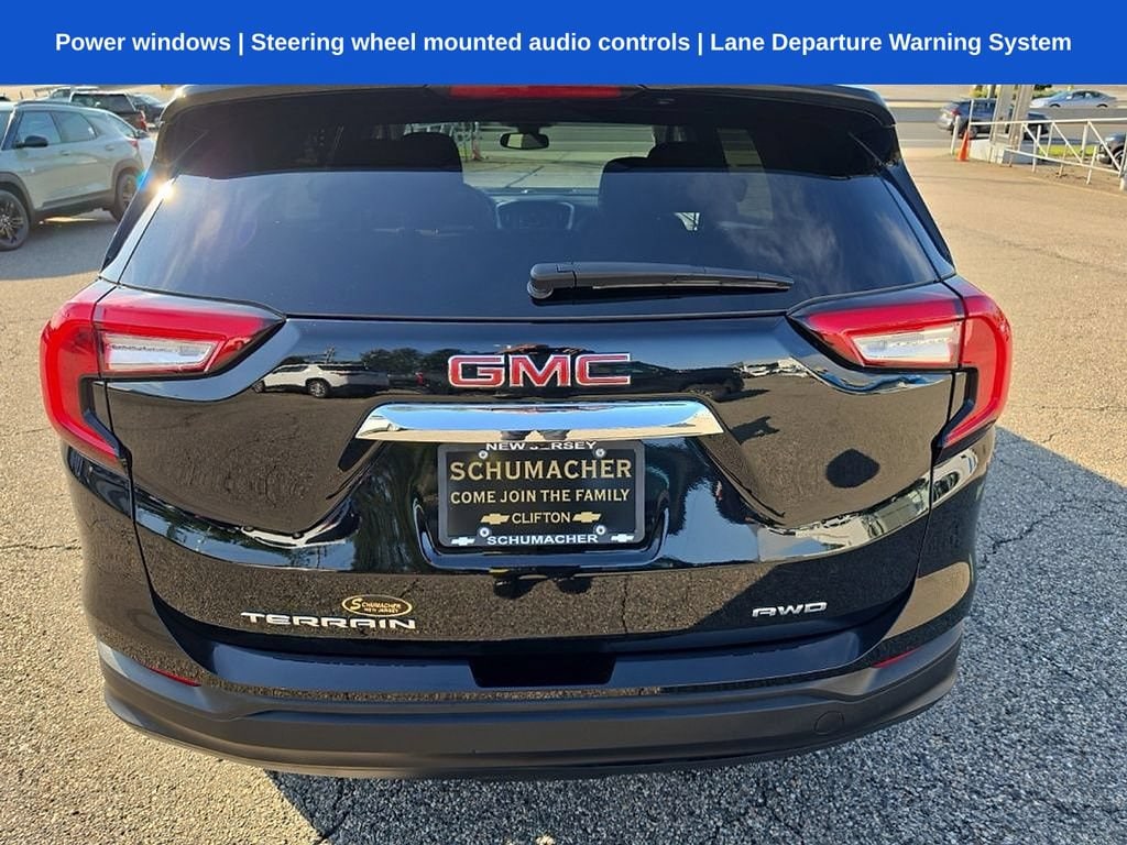Used 2023 GMC Terrain SLE SUV