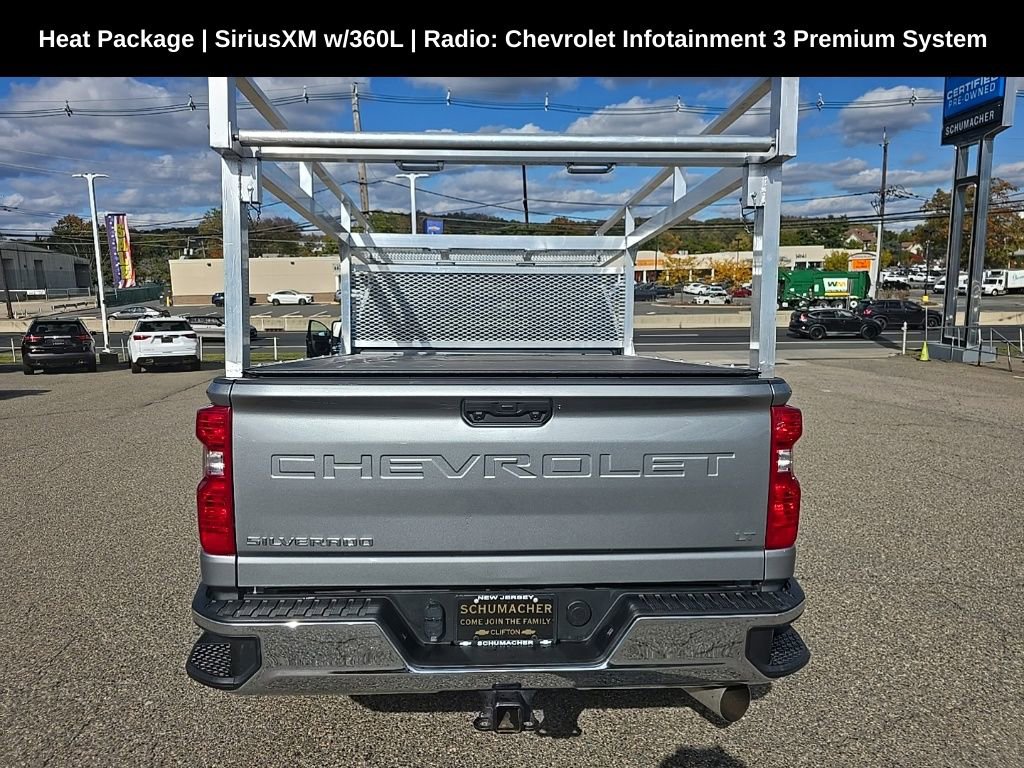 2024 Chevrolet Silverado 2500HD LT photo 3