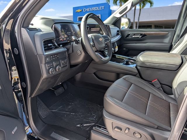 2026 Chevrolet Suburban High Country - Photo 6