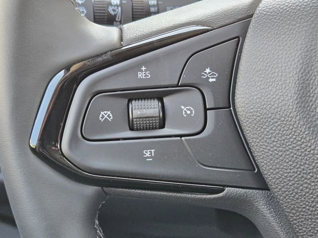 2027 Chevrolet Bolt LT - Photo 25