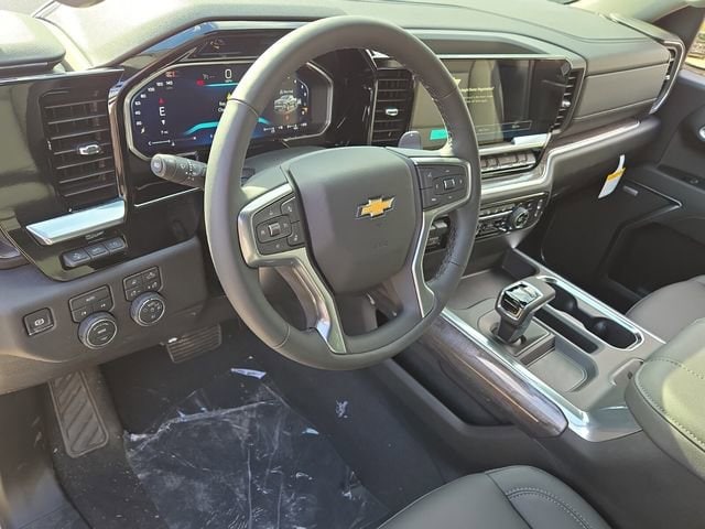 2026 Chevrolet Silverado 1500 LTZ - Photo 10