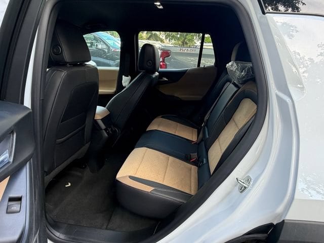 2027 Chevrolet Equinox ACTIV - Photo 13