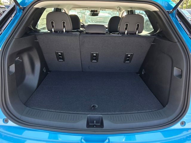 2027 Chevrolet Bolt LT - Photo 13