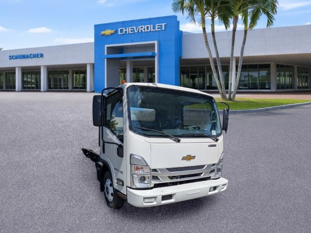 2025 Chevrolet Low Cab Forward 3500 HG