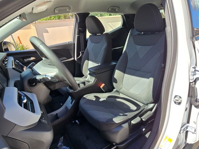 2027 Chevrolet Bolt LT - Photo 9