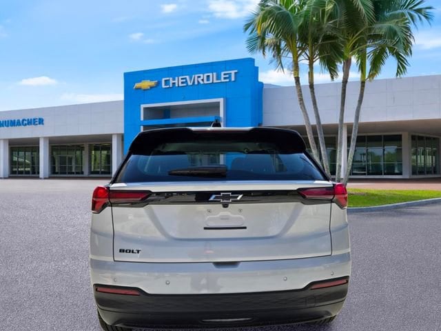 2027 Chevrolet Bolt LT - Photo 6