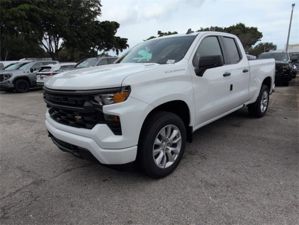New 2026 Chevrolet Silverado 1500 Custom Truck