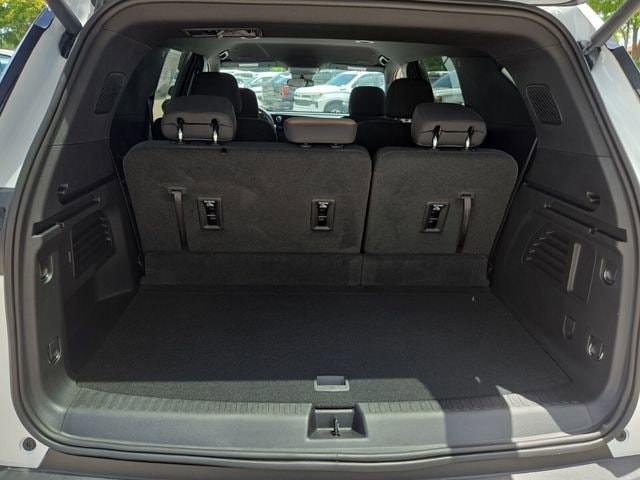 2026 Chevrolet Traverse LT - Photo 14