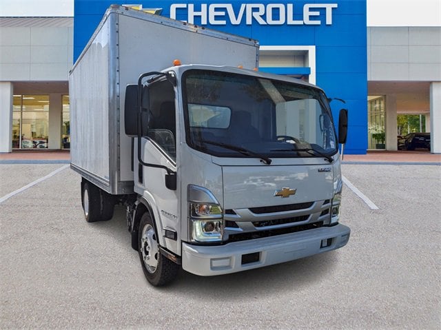 2024 Chevrolet Low Cab Forward Base's photo