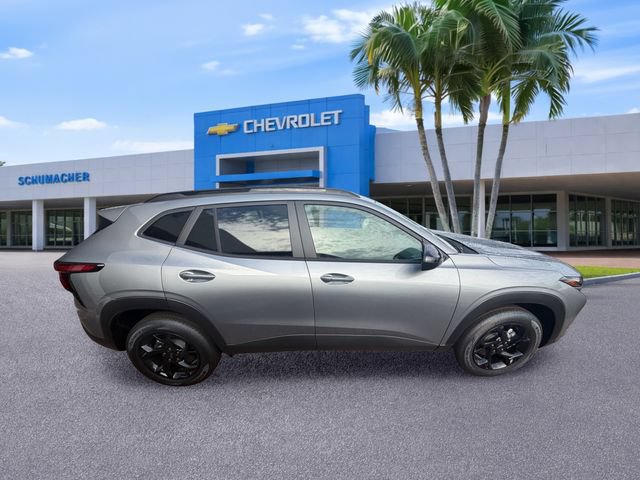 2026 Chevrolet Trax LT - Photo 8