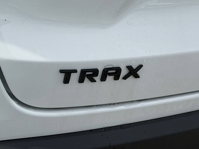 2026 Chevrolet Trax LT - Photo 9
