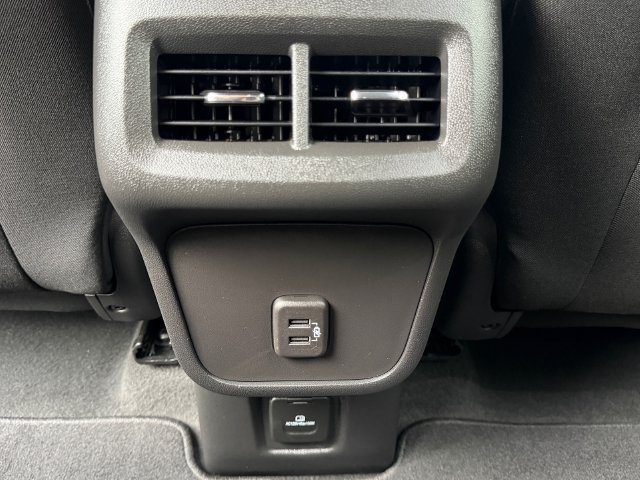2024 Chevrolet Equinox LT - Photo 15