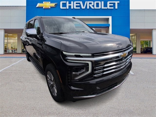 2025 Chevrolet Suburban Premier's photo