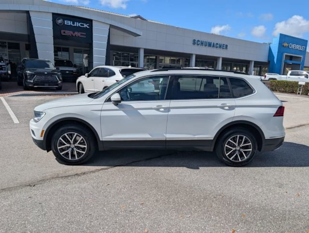Used 2020 Volkswagen Tiguan SE