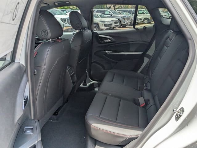 2026 Chevrolet Trax RS - Photo 12