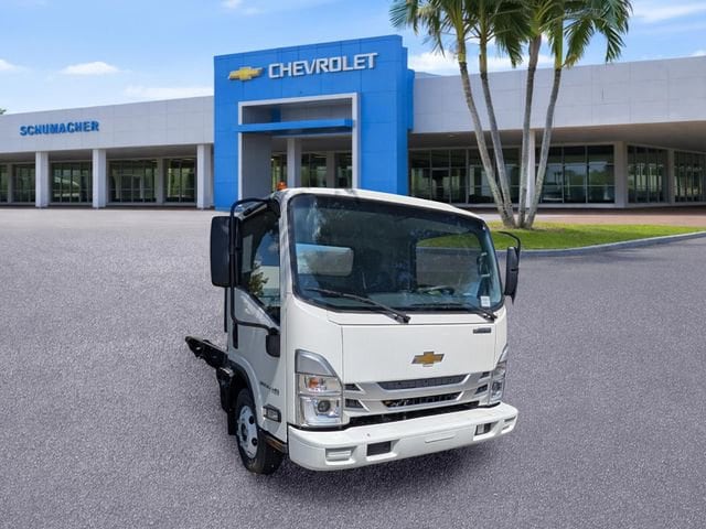 2025 Chevrolet Low Cab Forward 3500 Gas 176" WB Regular Cab's photo