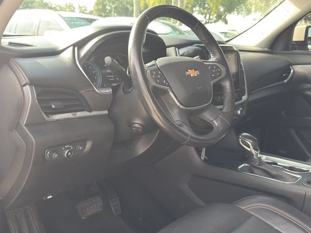 2021 Chevrolet Traverse Premier - Photo 13