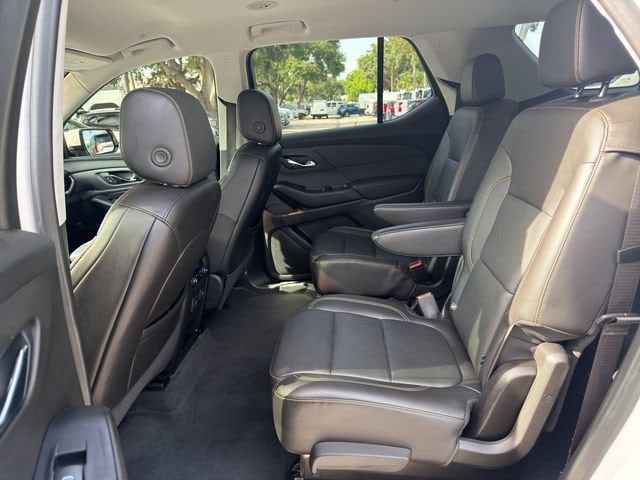2021 Chevrolet Traverse Premier - Photo 14