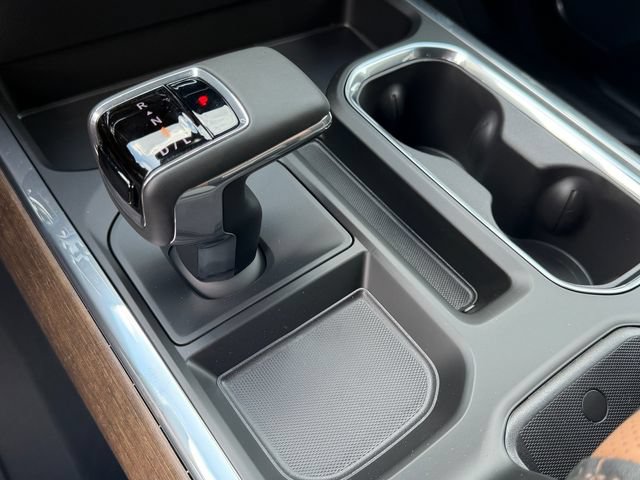 2026 Chevrolet Tahoe Z71 - Photo 23