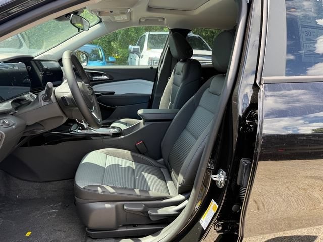 2026 Chevrolet Trax LT - Photo 11