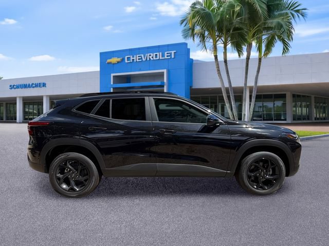 2026 Chevrolet Trax LT - Photo 8