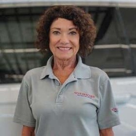 Staff member Peggy Hammond from ID_68b9ec