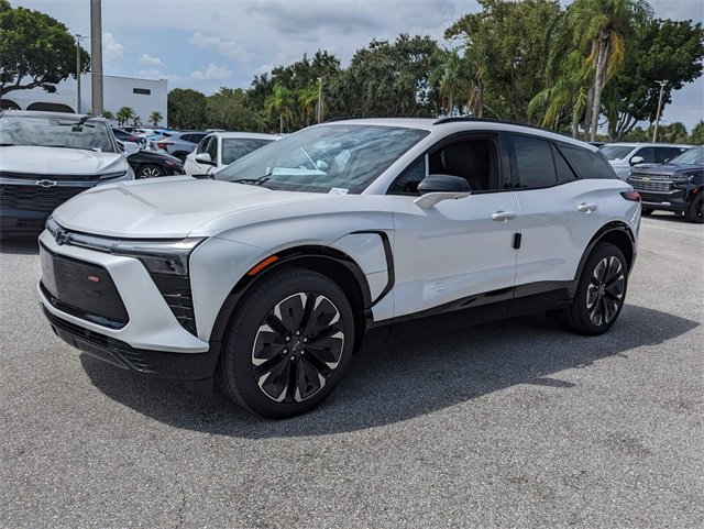 2024 Chevrolet Blazer EV RS photo 4