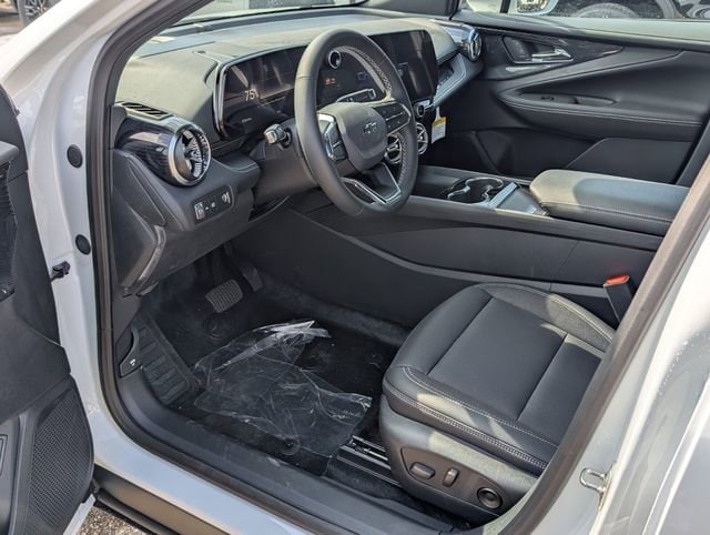 2026 Chevrolet Blazer EV LT - Photo 11