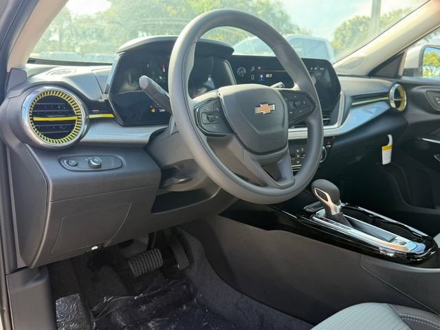 2026 Chevrolet Trax LT - Photo 13