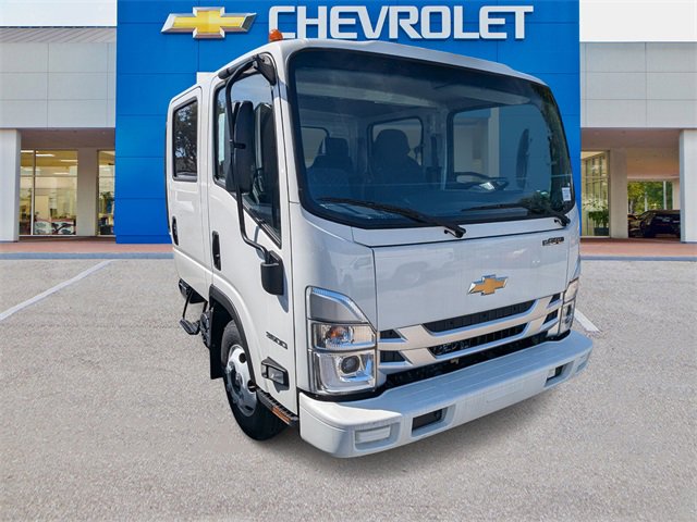 2025 Chevrolet Low Cab Forward Base's photo