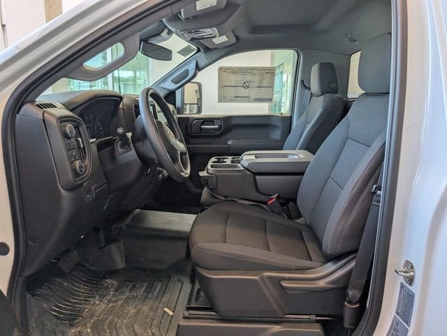 2025 Chevrolet Silverado 3500 HD Work Truck - Photo 9
